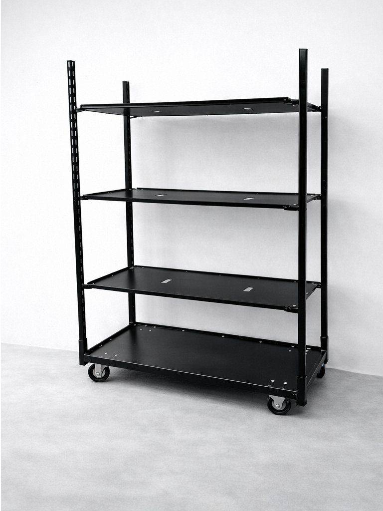 Homepage Deense karren Zwarte Deense kar met zwarte platen en wielen bij Karren.nl